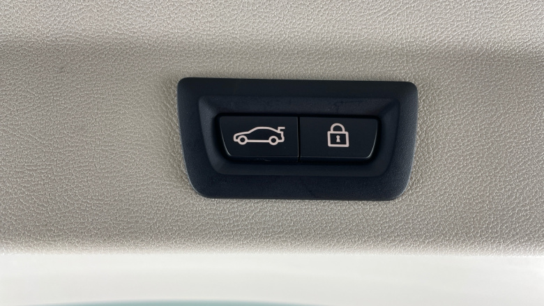 BMW X3 xDrive 30e xLine 5dr Auto Estate